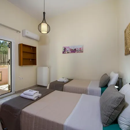 Ifigeneia Private Hot Tub *