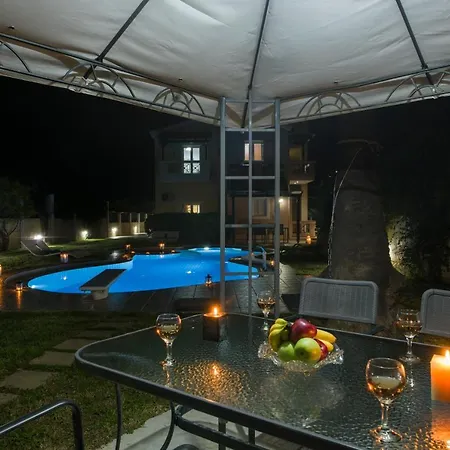 Ifigeneia Private Hot Tub Holiday home *