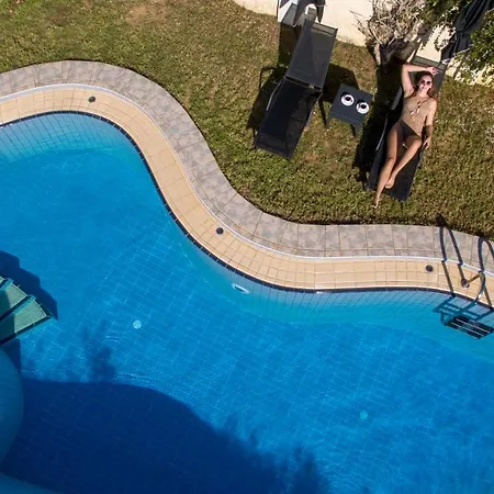 Holiday home Ifigeneia Private Hot Tub *